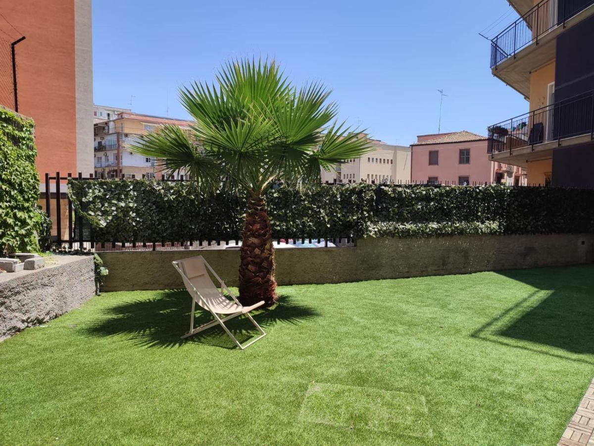 Appartamento Incantevole Con Parcheggio E Giardino Catania Exterior foto
